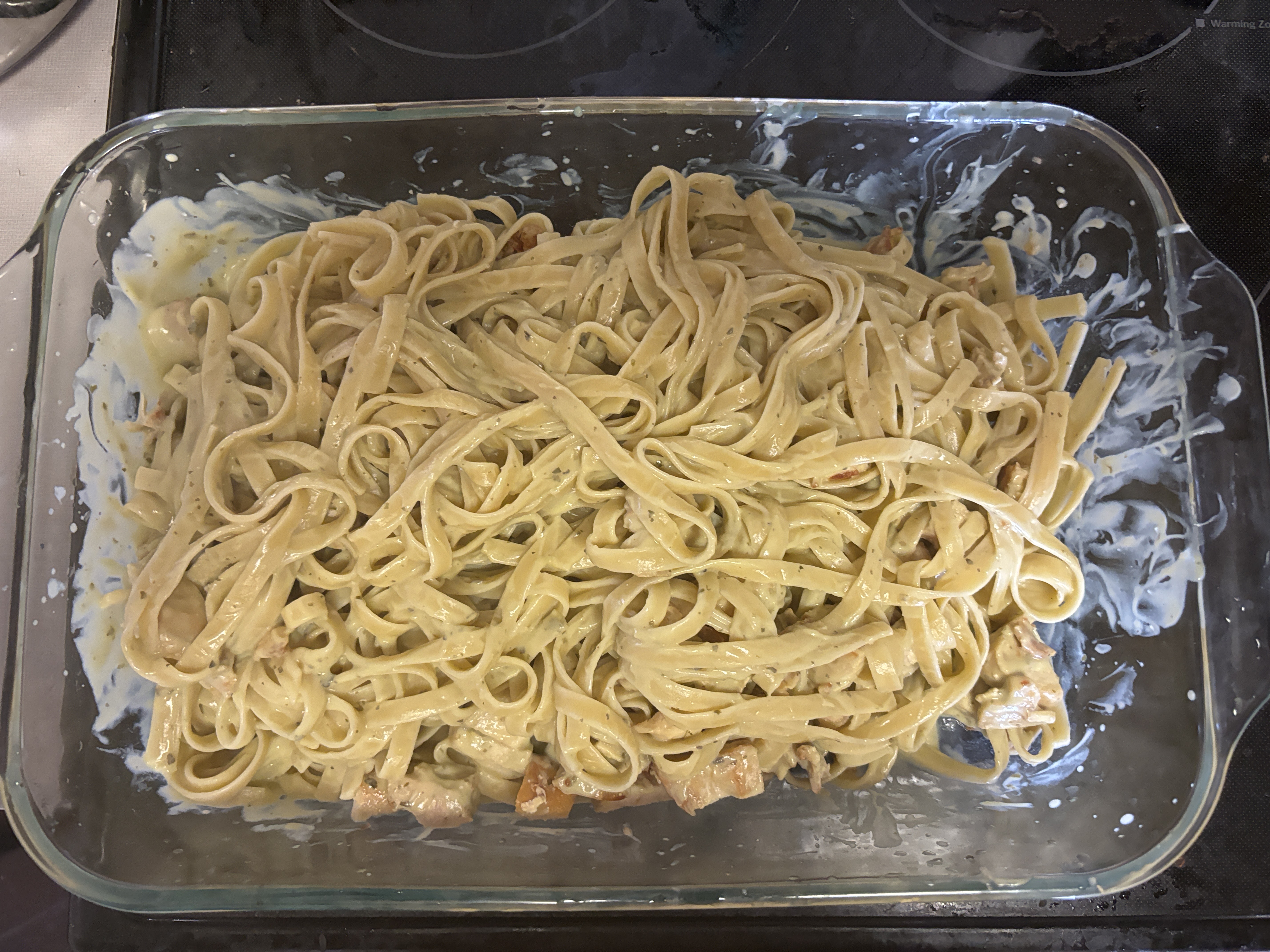 Fettuccini chicken basil pesto